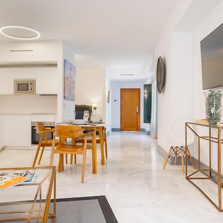 Panther Home Francos إشبيلية المظهر الخارجي الصورة