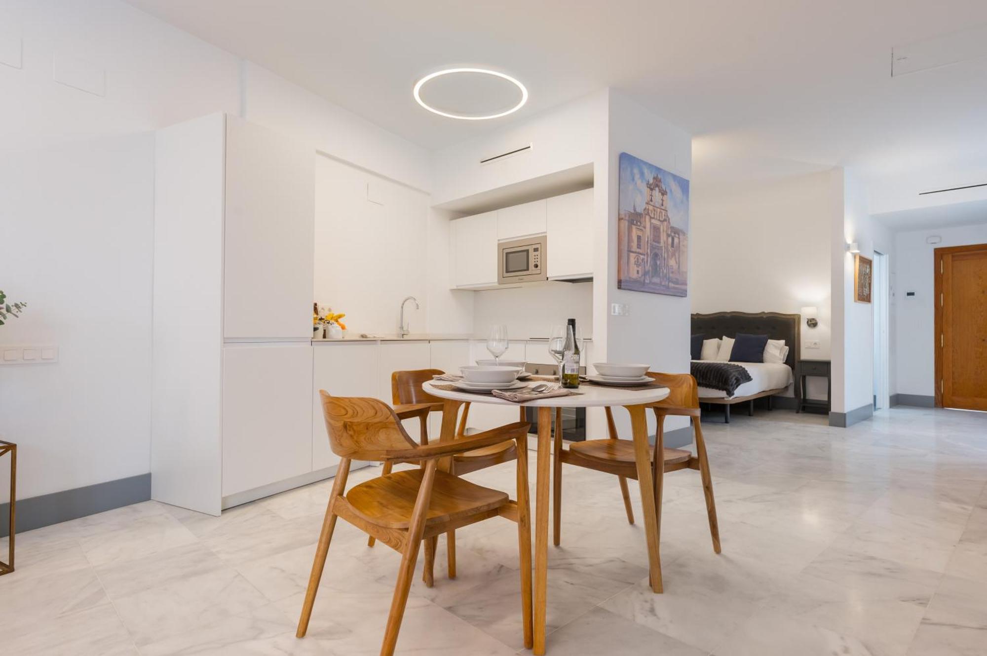 Panther Home Francos إشبيلية المظهر الخارجي الصورة