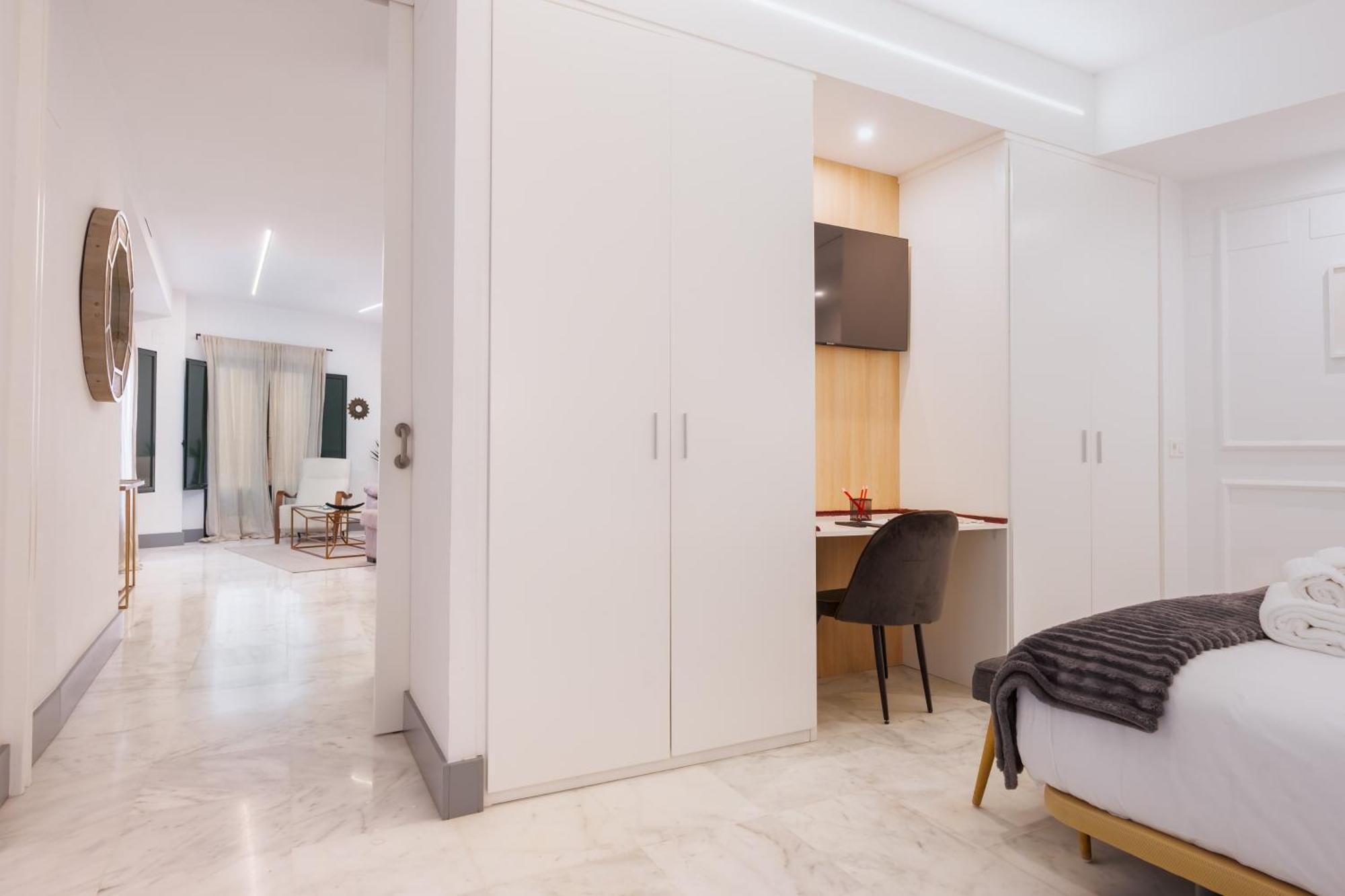 Panther Home Francos إشبيلية المظهر الخارجي الصورة
